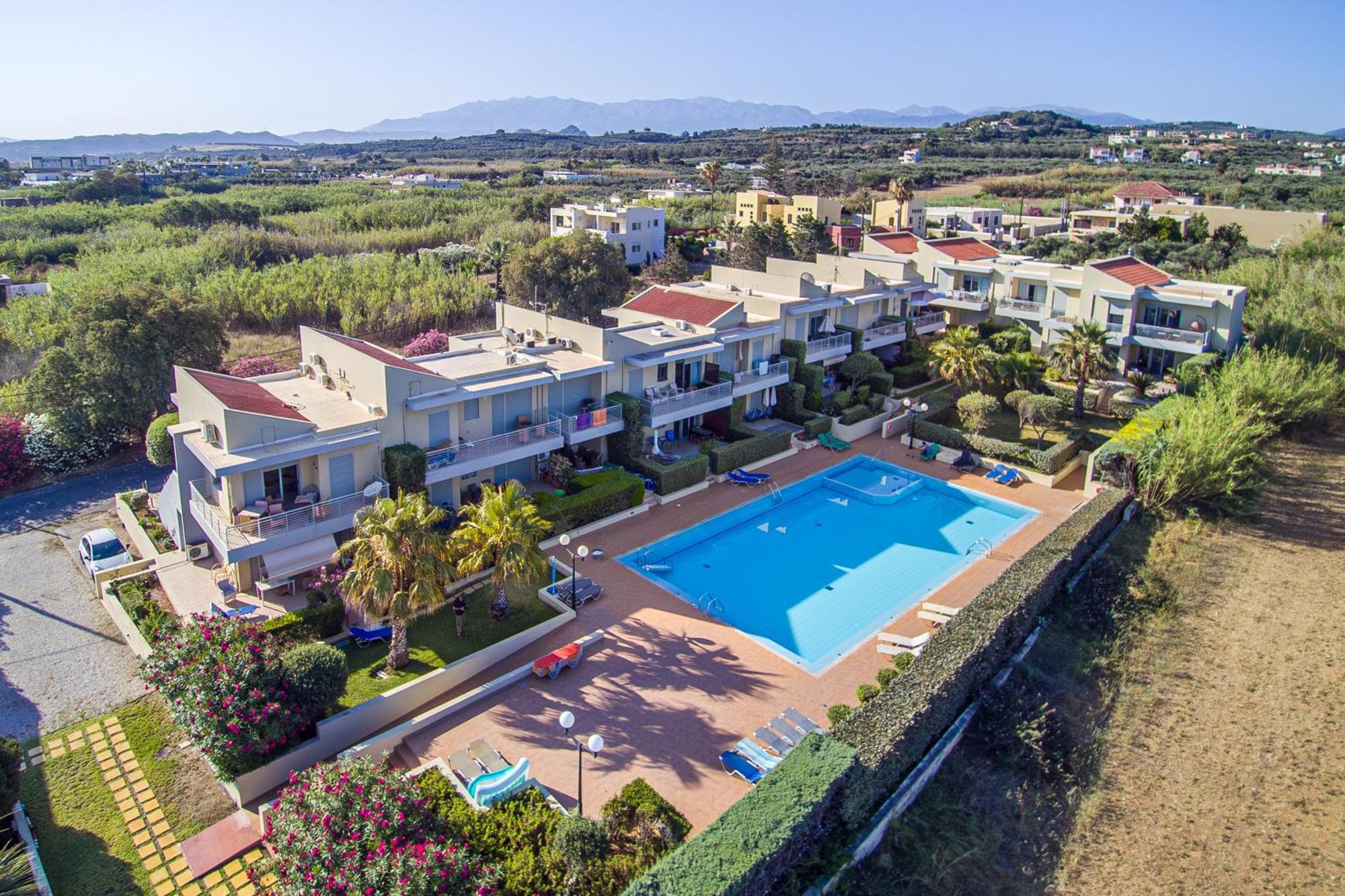 Maleme Yoga Blue Apartment Chania  ภายนอก รูปภาพ