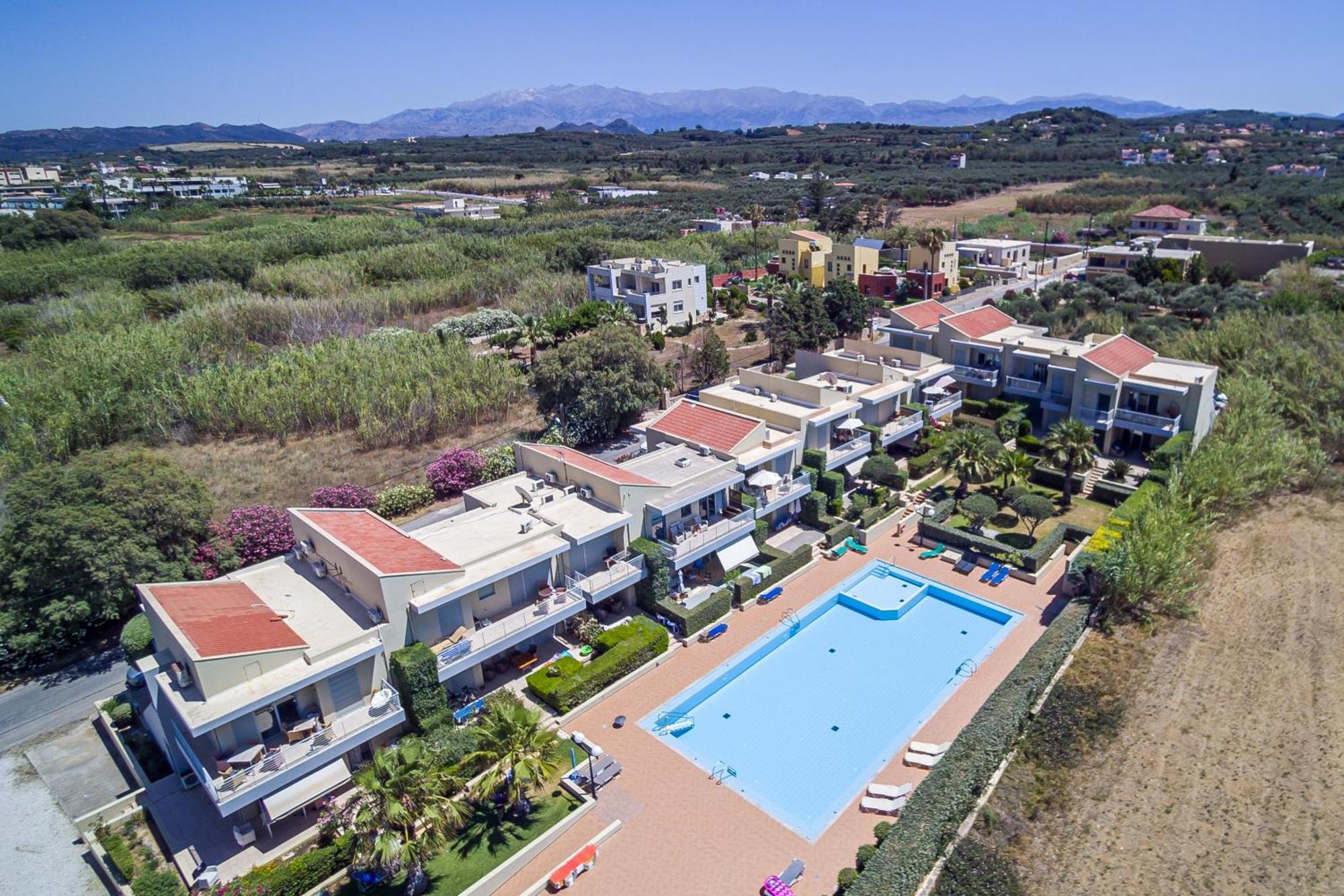 Maleme Yoga Blue Apartment Chania  ภายนอก รูปภาพ