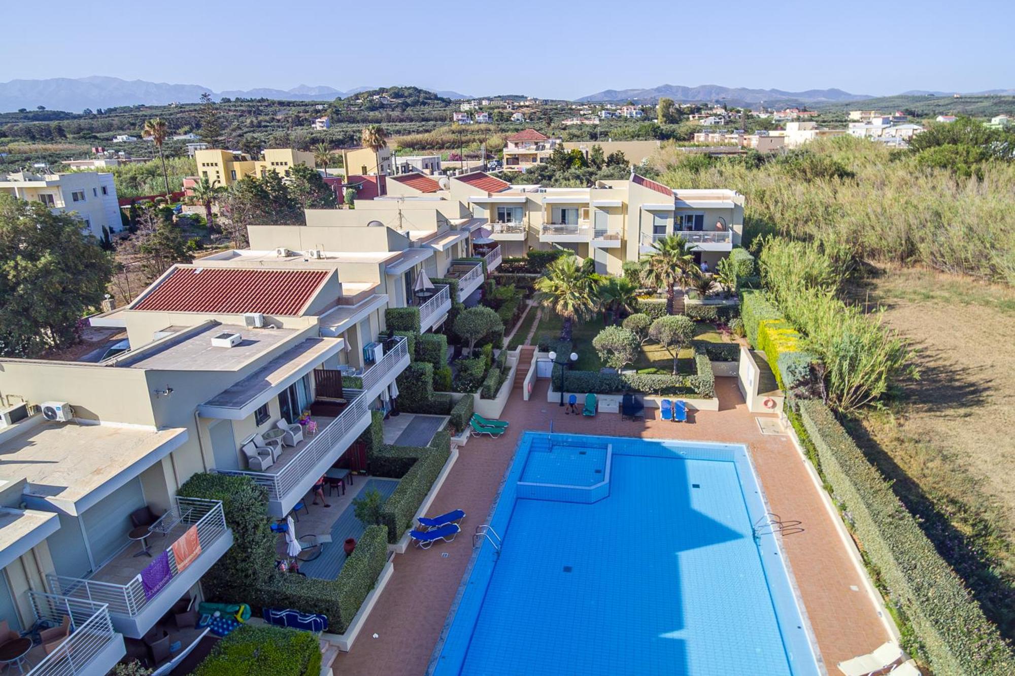 Maleme Yoga Blue Apartment Chania  ภายนอก รูปภาพ